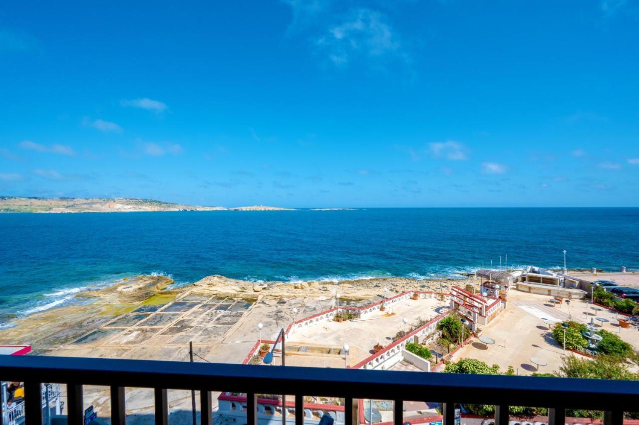 Islet Promenade Seafront Family Apartment With 2 Balconies By Getawaysmalta St. Paul's Bay Buitenkant foto