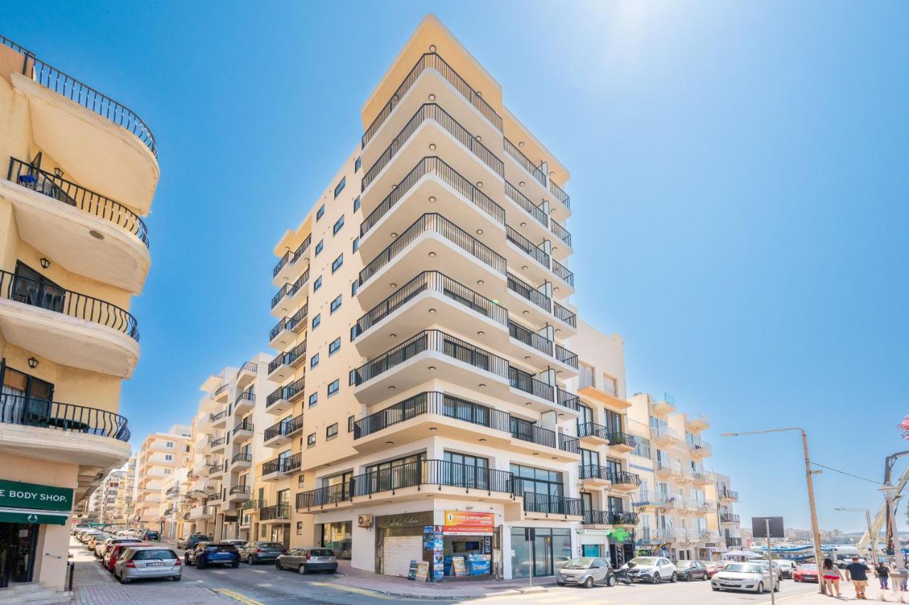 Islet Promenade Seafront Family Apartment With 2 Balconies By Getawaysmalta St. Paul's Bay Buitenkant foto